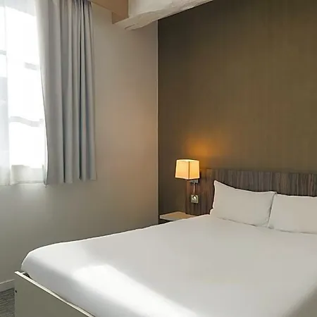 Hotel The Originals City, Le Coeur D'or, Sedan Est 3*