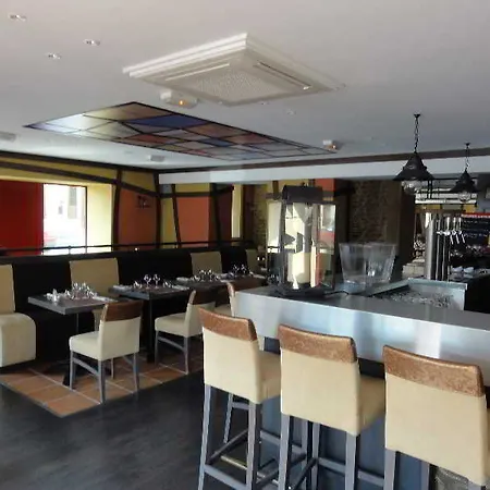 Hotel The Originals City, Le Coeur D'or, Sedan Est